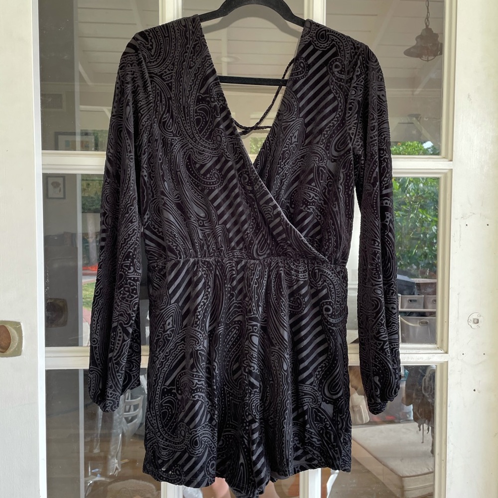 Black velvet romper